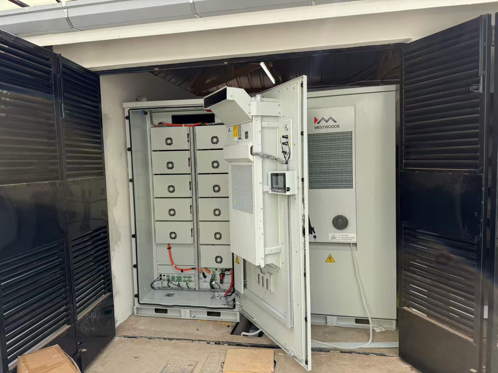 VESTWOODS Commercial & Industrial Energy Storage Project in 肯尼亚