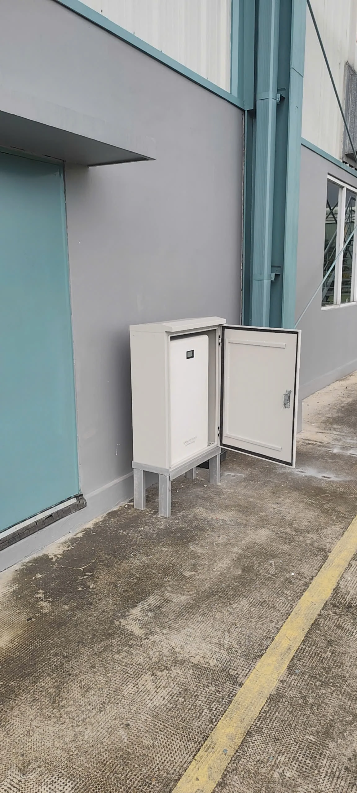 越南家储6kW/16kWh 备电案例 Vietnam home 6kW/16kWh backup