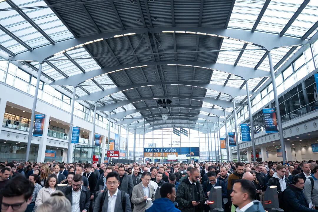 以户用+工商业双轮驱动,微慕科技亮相德国Intersolar展会达成多项合作